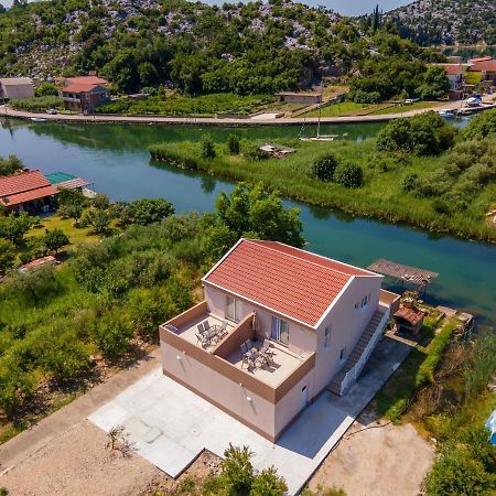 פלוצ'ה Apartmani Mostina Near River מראה חיצוני תמונה